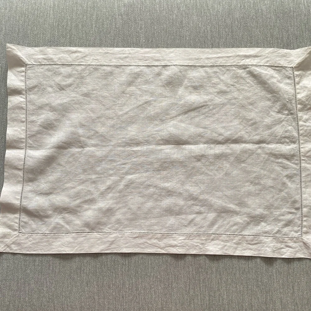 Vintage White Cotton/Linen Blend Handkerchief - Picture 2 of 9